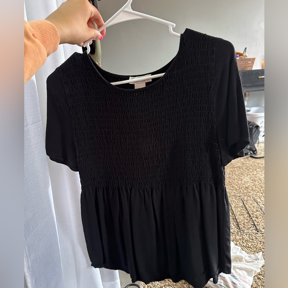 women’s t shirt